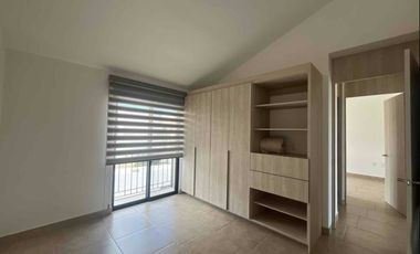 DEPARTAMENTO EN RENTA CON ROOF GARDEN Y VISTA AL CAMPO DE GOLF EN ZIBATÁ