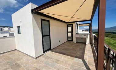 DEPARTAMENTO EN RENTA CON ROOF GARDEN Y VISTA AL CAMPO DE GOLF EN ZIBATÁ