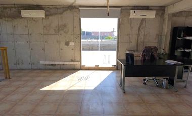 CASA COMERCIAL / OFICINA, SANTA VICTORIA, LA FLORIDA (ROJAS MAGALLANES CON TOBALABA), 274/1.240 m2