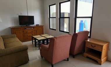 6 CENTRICOS CONDOMINIOS AMUEBLADOS 2 Y 3 REC 2 BANOS C/U REFORMA Y DELANTE ENSENADA