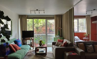 Recamara amueblada, con baño independiente, acceso  a lavadora , secadora y todo el departamento