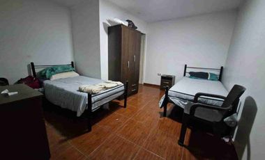 Hostal con baño privado sector centro