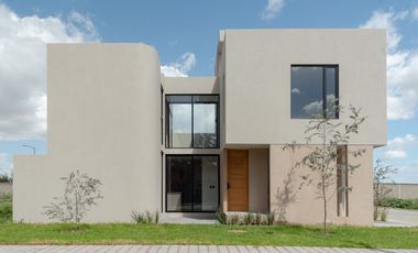 Casa en venta en Cholula, Puebla dentro de fraccionamiento privado