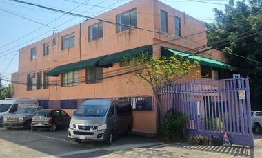 OFICINA CORPORATIVA ADJ CON POSESION
