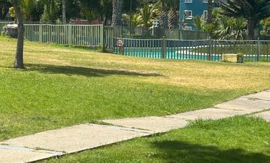 Se Vende Comodo y Acogedor Dpto en Condominio Altos de Mirasol II 2D/1B estacionamiento