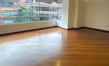 DEPARTAMENTO DE LUJO 3 HABITACIONES QUITO TENIS