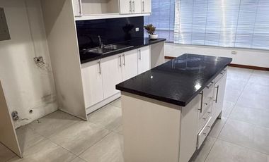 DEPARTAMENTO DE LUJO 3 HABITACIONES QUITO TENIS