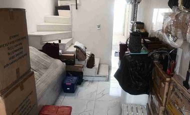 Bonita casa de 2 pisos