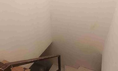 Bonita casa de 2 pisos