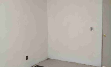 Bonita casa de 2 pisos