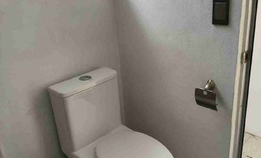 Bonita casa de 2 pisos