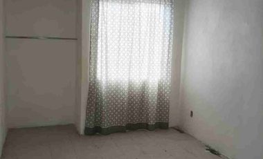 Bonita casa de 2 pisos