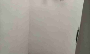 Bonita casa de 2 pisos