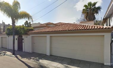 VENTA DE CASA EN LA COLONIA CENTRO EN TIJUANA EN BAJA CALIFORNIA