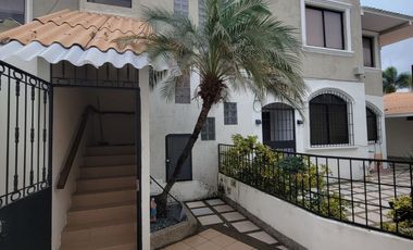 En alquiler estrategico departamento en sector UEES, El Tornero, Samborondon