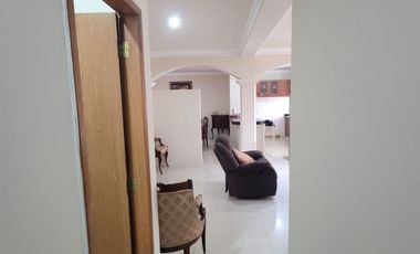 En alquiler estrategico departamento en sector UEES, El Tornero, Samborondon