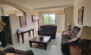 En alquiler estrategico departamento en sector UEES, El Tornero, Samborondon