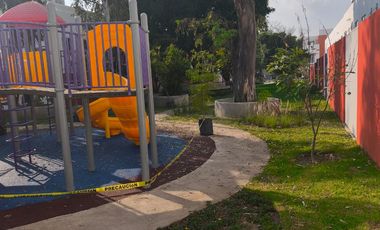 CASA EN VENTA JARDINES DE LA PAZ 3 RECAMARAS C BAÑO COMPLETO Y VESITDOR
