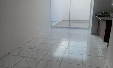 CASA EN VENTA JARDINES DE LA PAZ 3 RECAMARAS C BAÑO COMPLETO Y VESITDOR