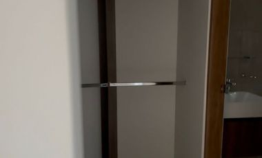 CASA EN VENTA JARDINES DE LA PAZ 3 RECAMARAS C BAÑO COMPLETO Y VESITDOR