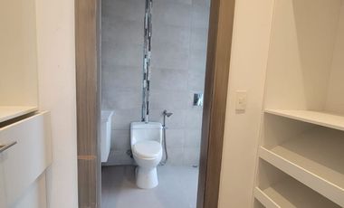 En alquiler lujosa y moderna casa al lago en Isla del Rio, Isla Mocoli, Samborondon