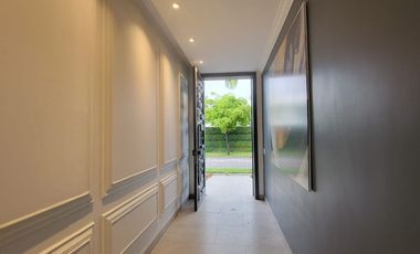 En alquiler lujosa y moderna casa al lago en Isla del Rio, Isla Mocoli, Samborondon