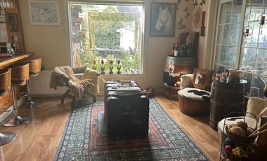 SE VENDE EXCLUSIVA CASA DE 2 PISOS CON PISCINA Y QUINCHO.  SECTOR EL FARO EN PUERTO VARAS