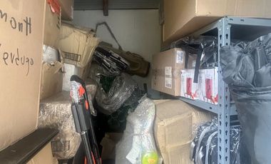 SE VENDE EXCLUSIVA CASA DE 2 PISOS CON PISCINA Y QUINCHO.  SECTOR EL FARO EN PUERTO VARAS