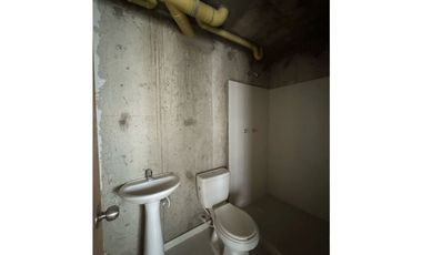 APARTAMENTO EN OBRA GRIS