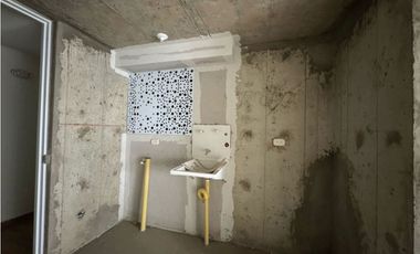 APARTAMENTO EN OBRA GRIS