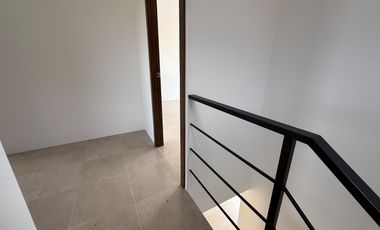 vendo casa de tres dormitorios en urbanización los prados