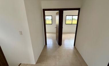 vendo casa de tres dormitorios en urbanización los prados