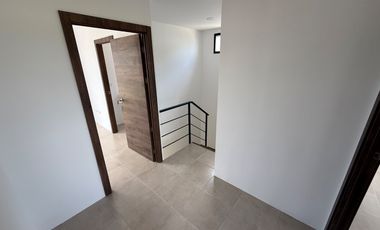 vendo casa de tres dormitorios en urbanización los prados