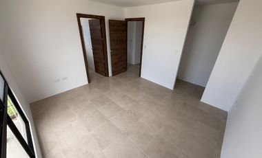 vendo casa de tres dormitorios en urbanización los prados
