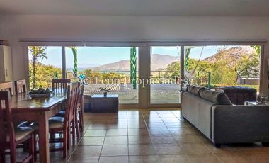 Leon Propiedades vende parcela con casa en condominio La Aurora, Curacaví.