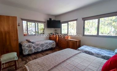 Leon Propiedades vende parcela con casa en condominio La Aurora, Curacaví.