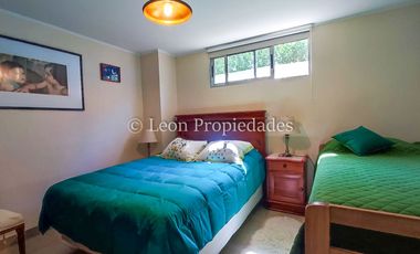 Leon Propiedades vende parcela con casa en condominio La Aurora, Curacaví.