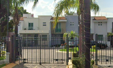 CASA EN REMATE BANCARIO PASEO DE LOS PRINCIPES SAN PEDRO TLAQUEOAQUE