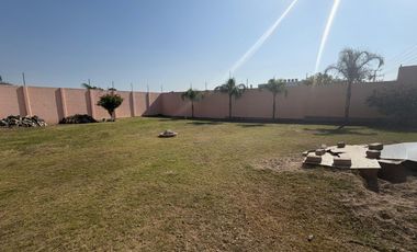 Terreno en Carretera El Salto, Casi Esquina con Carretera Chapala (A 10 Minutos del Aeropuerto)