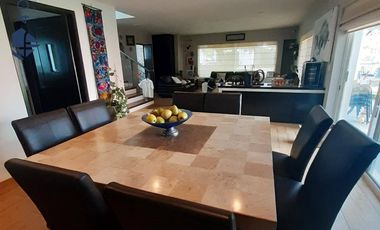 Amplia casa en venta en San Antonio de Ayala