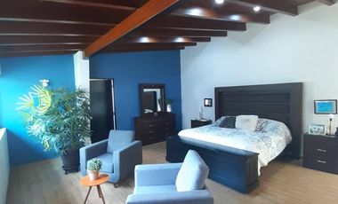 Amplia casa en venta en San Antonio de Ayala