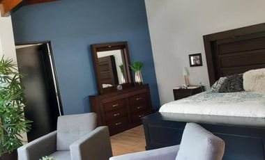 Amplia casa en venta en San Antonio de Ayala