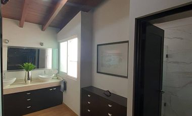 Amplia casa en venta en San Antonio de Ayala