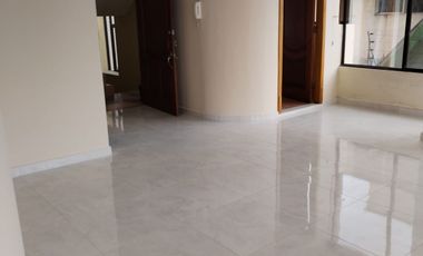 Departamento amplio en renta.