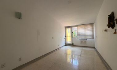 CASA EXCELENTE UBICACION