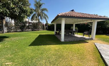 Renta casa amueblada con alberca y jardín. El Cristo Country Club, Atlixco, Puebla