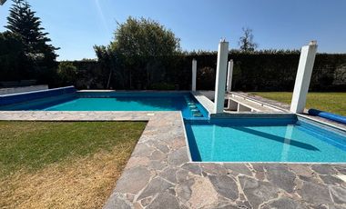 Renta casa amueblada con alberca y jardín. El Cristo Country Club, Atlixco, Puebla