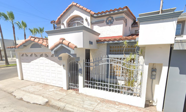 VENTA DE CASA EN LA COLONIA ALABRISA EN TIJUANA EN BAJA CALIFORNIA
