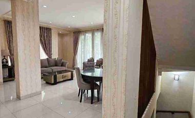 DIJUAL & DISEWAKAN RUMAH BAGUS (Siap Huni/ Furnished) KEMANG UTARA JAKARTA SELATAN. 

bangunan 3 lantai
Lt.126 m²
Lb.254 m²
Listrik 7,700
Bedrooms 3+2
Bathrooms 3+1
Garasi 2 mobil
Dapur kotor dan bersih
Private Swimming Pool
bebas banjir 

Jual: 5.2 Milyar Nego (SHM)
Sewa: 260jt/th