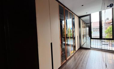 Dijual Rumah baru dengan kolam renang Darmakusuma dekat BPK Singgasana, Bintang Mulia, GBI Mekar Wangi Stairway, Rs.Immanuel, Rs.Santosa, Tol Moh.Toha